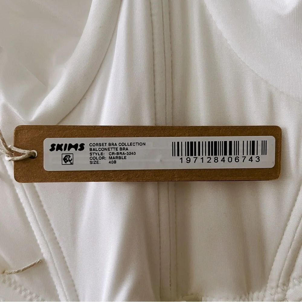 NWT skims bridal balconette corset bra top logo shine marble white size 40B - Picture 5 of 5